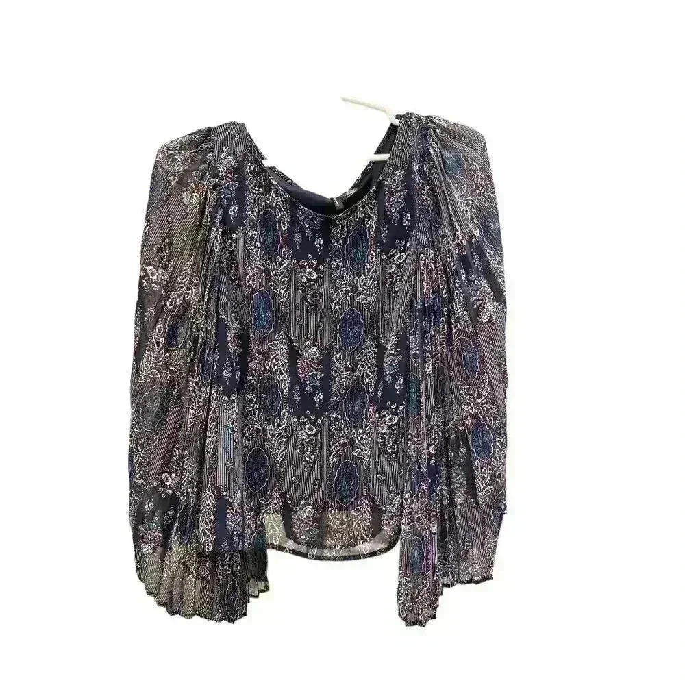 Fire Los Angeles Boho Batwing Navy Floral Blouse Size S, Pre-Owned